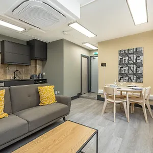 Appartamento Charming 1br Flats In The Heart Of Of