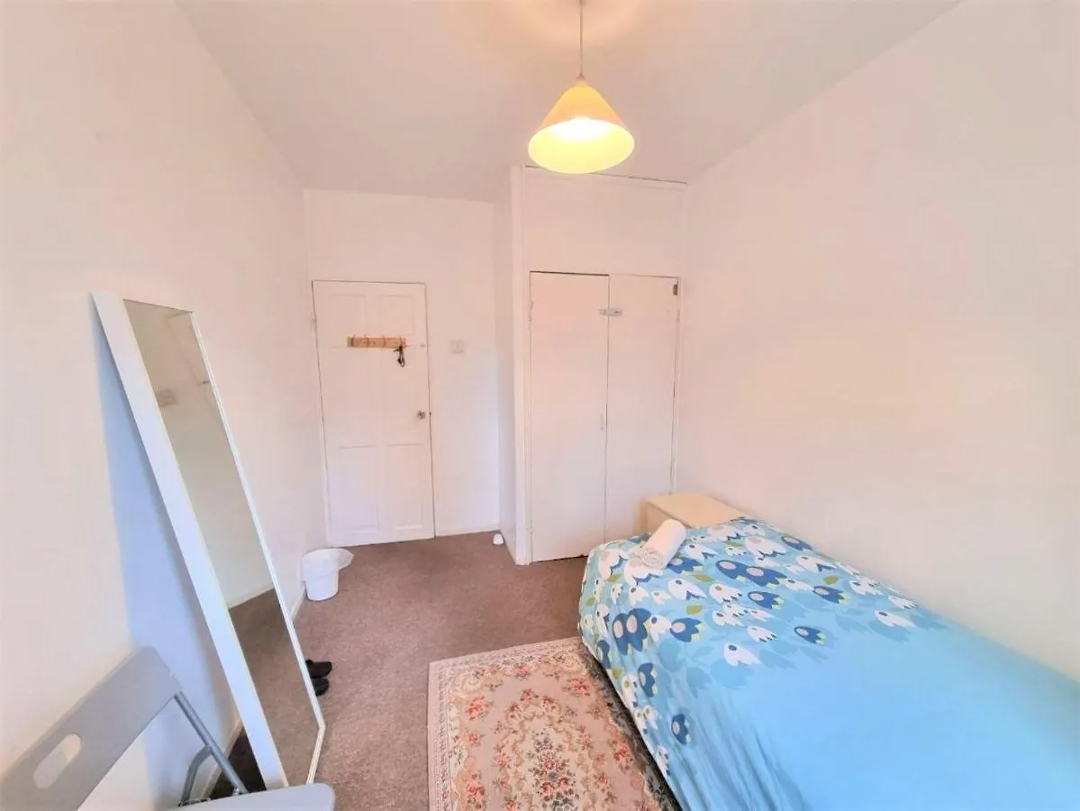 London Rooms